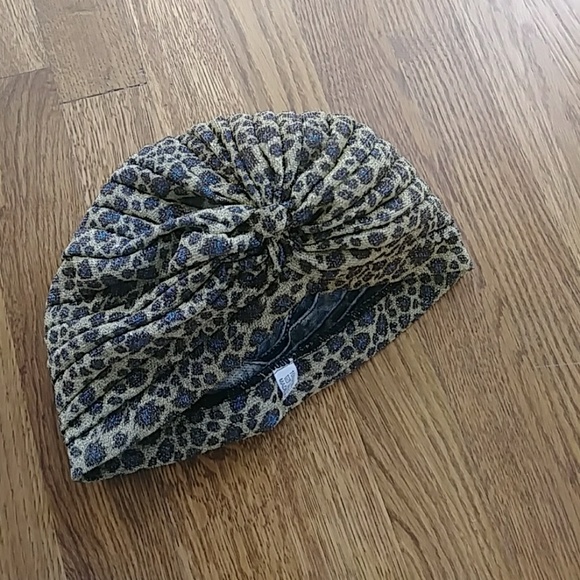 Accessories - 🚕NWOT Leopard Gold Glitter Turban